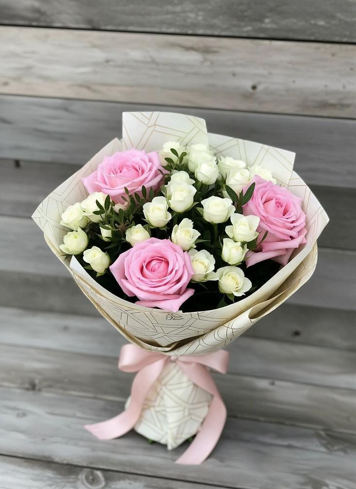 Букет цветов из: Розы в Карагай