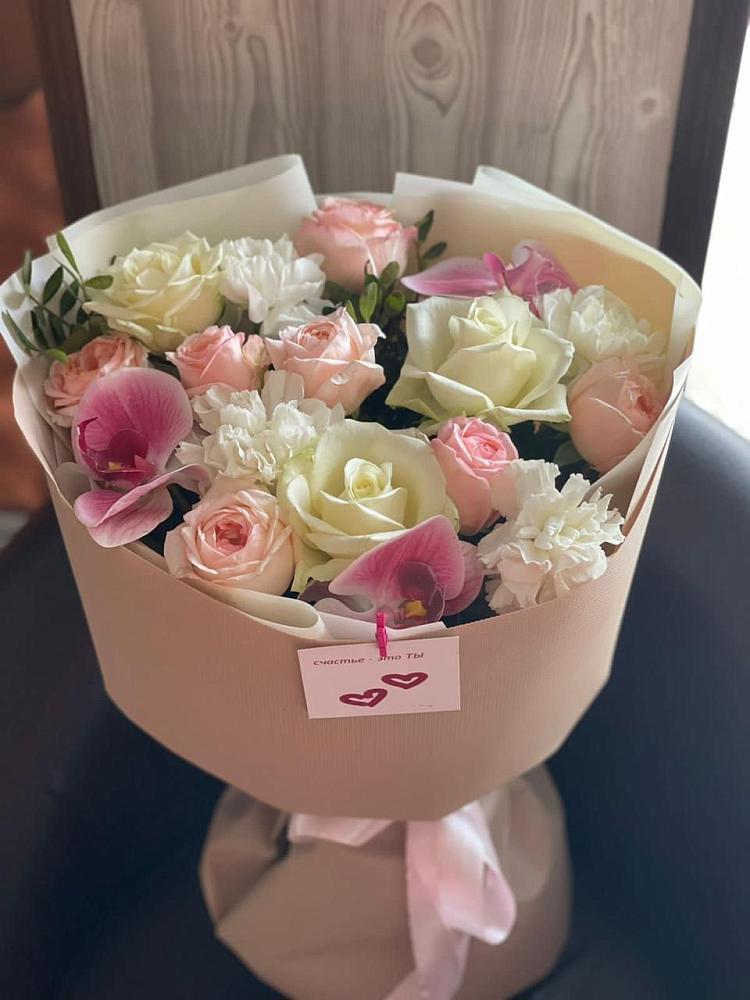 Букет цветов из: Орхидеи, Розы и Гвоздики в Карагай