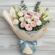 Букет цветов из:  Лизиантусы в Карагай