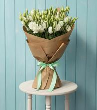 Букет цветов из:  Лизиантусы в Карагай