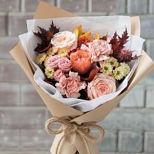 Букет цветов из:  Гвоздики, Хризантемы и Розы в Карагай
