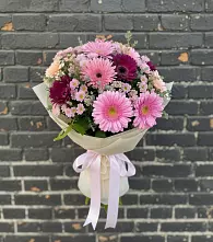 Букет цветов из:  Герберы и Хризантемы в Карагай