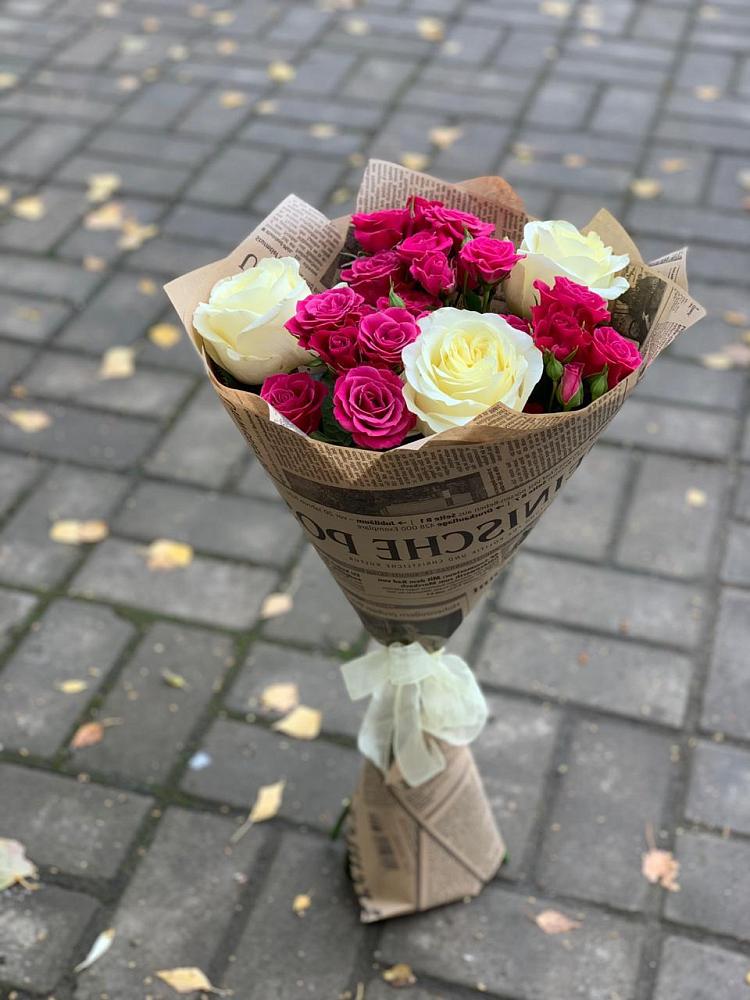 Букет цветов из: Розы в Карагай