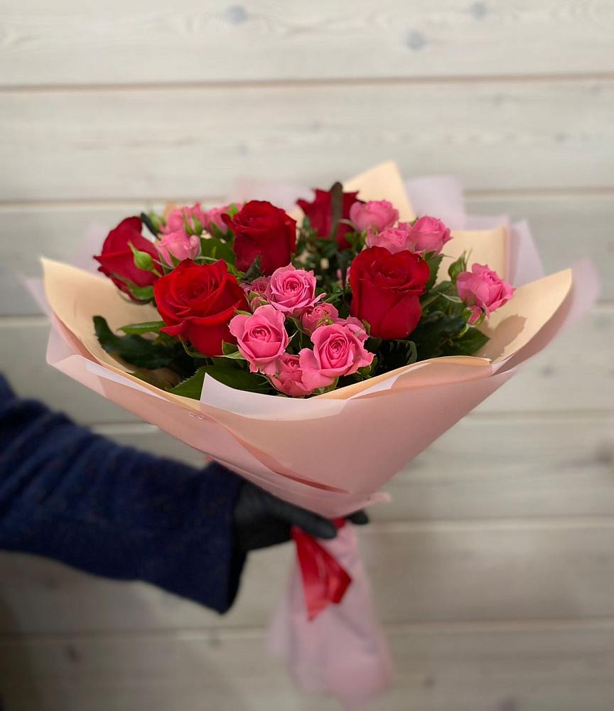 Букет цветов из: Розы в Карагай