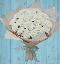 Букет цветов из:  Гвоздики #REPLACE_PRED# Карагай